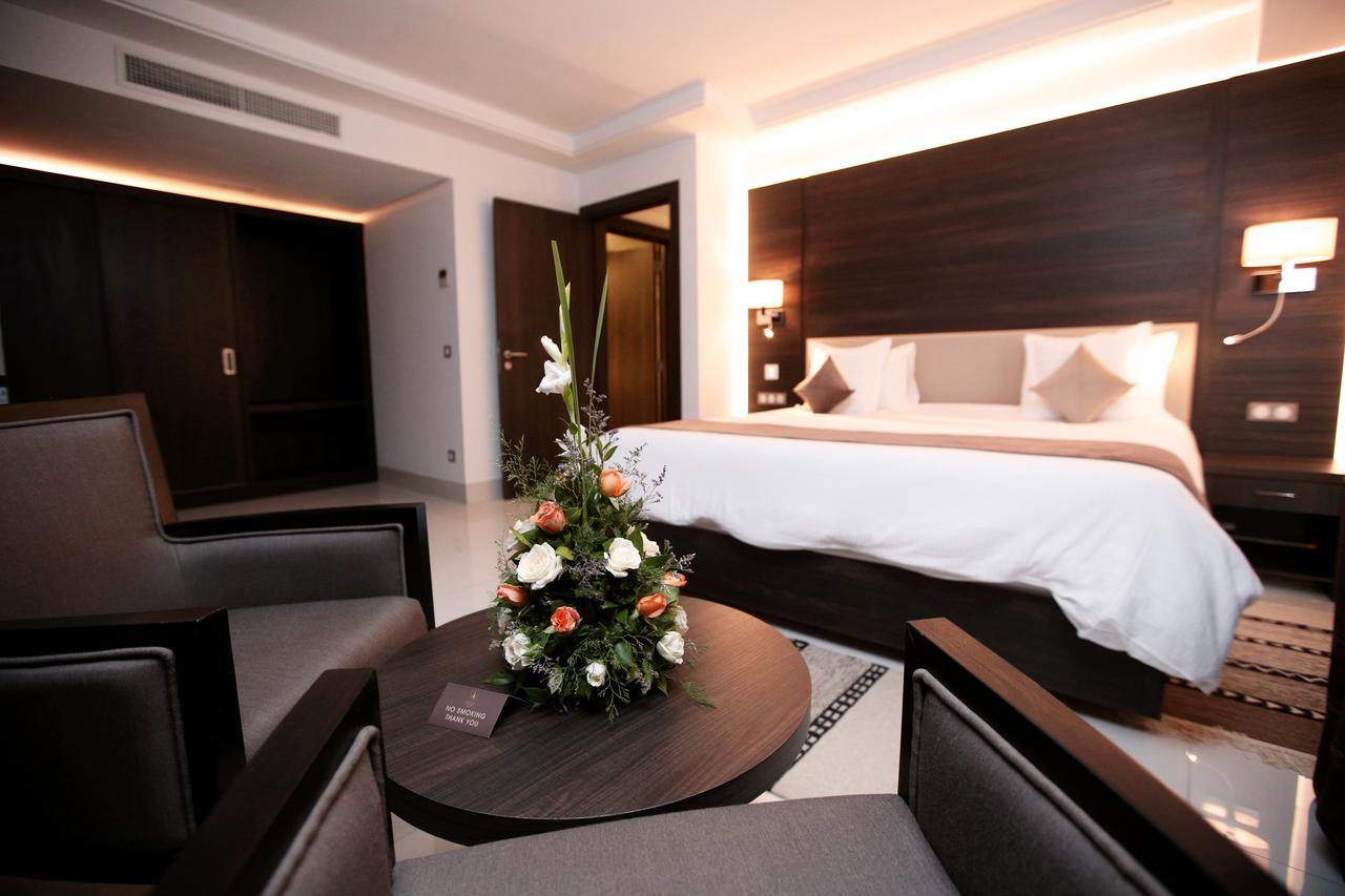 Radisson Hotel Sfax Exterior photo A room at the hotel