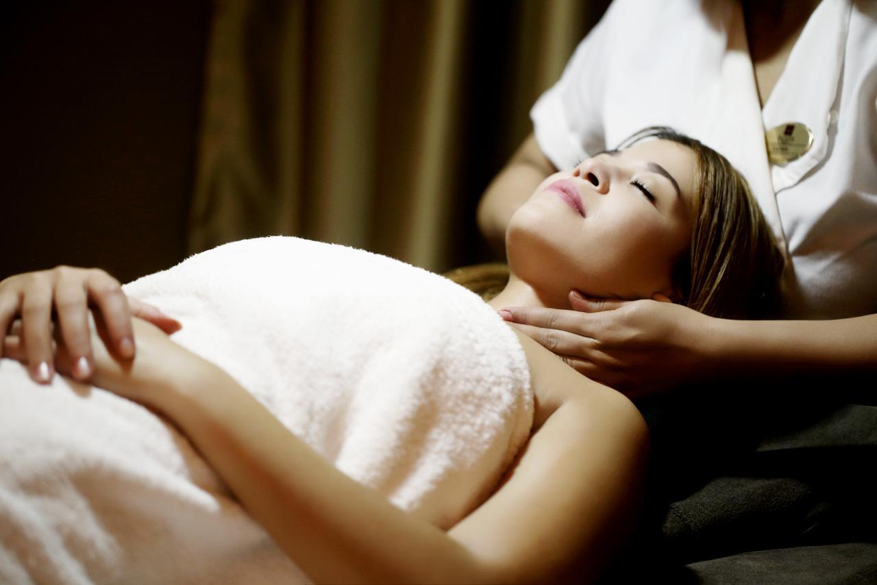 Radisson Hotel Sfax Exterior photo Thai massage
