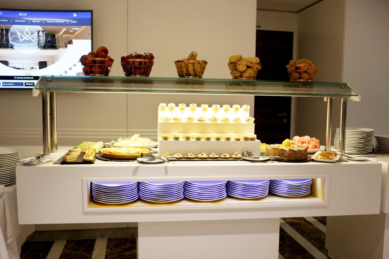 Radisson Hotel Sfax Exterior photo A dessert buffet